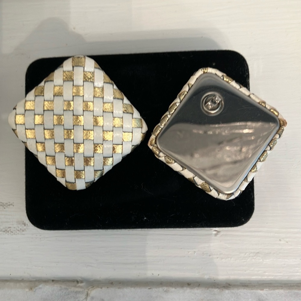 White & Gold Pierced Earrings.  1  3/8” Square.  Faux Leather.